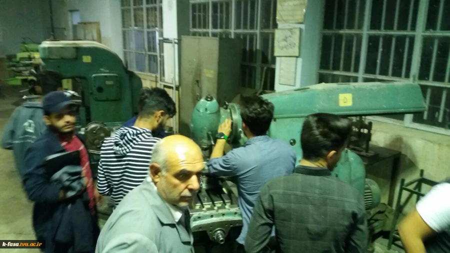 کارگاه تراشکاری و فرزکاری 5