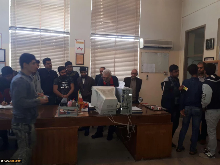 بازدید دانشجویان رشته برق از پست 66/20 اکبرآباد  19