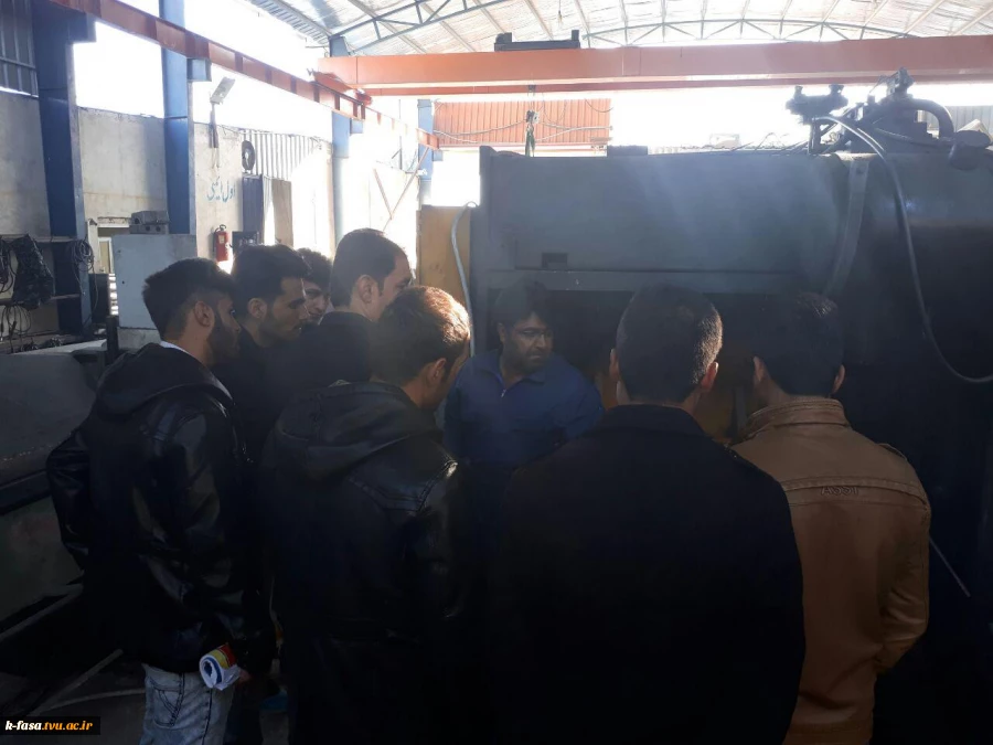 بازدید دانشجویان از شرکت تعاونی خدمات صنعتی حدید تراش فسا 7