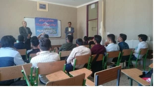 برگزاری نخستین نشست از سلسله نشستهای کارآفرینی آموزشکده در سال 1398 2