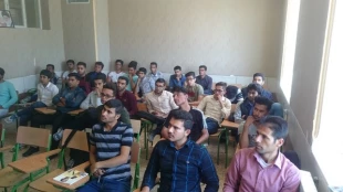 برگزاری نخستین نشست از سلسله نشستهای کارآفرینی آموزشکده در سال 1398 5
