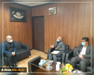 نشست صمیمانه نماینده مجلس شورای اسلامی جناب دکتر فیروزی با ریاست محترم دانشگاه فنی و حرفه ای و با حضور ریاست آموزشکده فنی و کشاورزی فسا