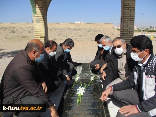 مراسم غبارروبی ، عطر افشانی و گلباران مرقد مطهر شهید انقلاب شهرستان فسا 4