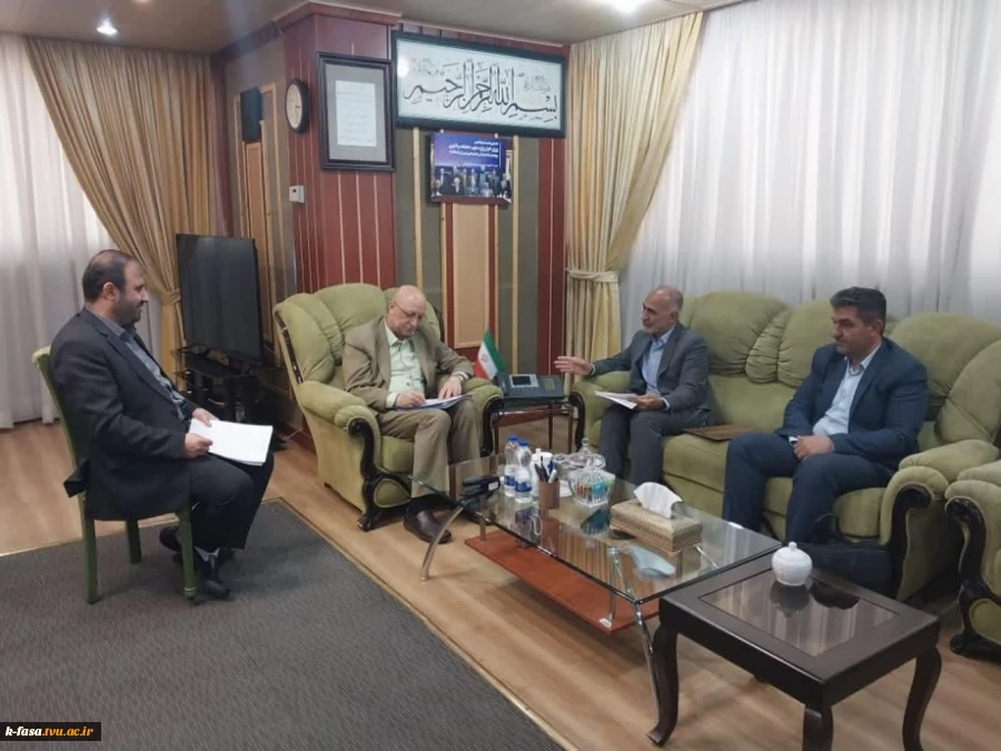 دیدار رئیس آموزشکده فنی و کشاورزی فسا با وزیر علوم ،تحقیقات و فناوری 4