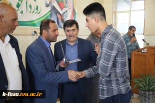 تقدیر از دانشجویان برگزیده علمی .فرهنگی وبسیج دانشجویی همراه با برنامه های متنوع در گرامیداشت ۱۶ آذر روز دانشجو 6