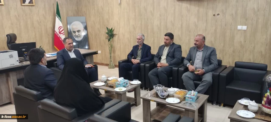 دیدار رئیس وکارکنان واعضای هیت علمی آموزشکده فنی کشاورزی فسا با فرماندار ویژه شهرستان فسا 2