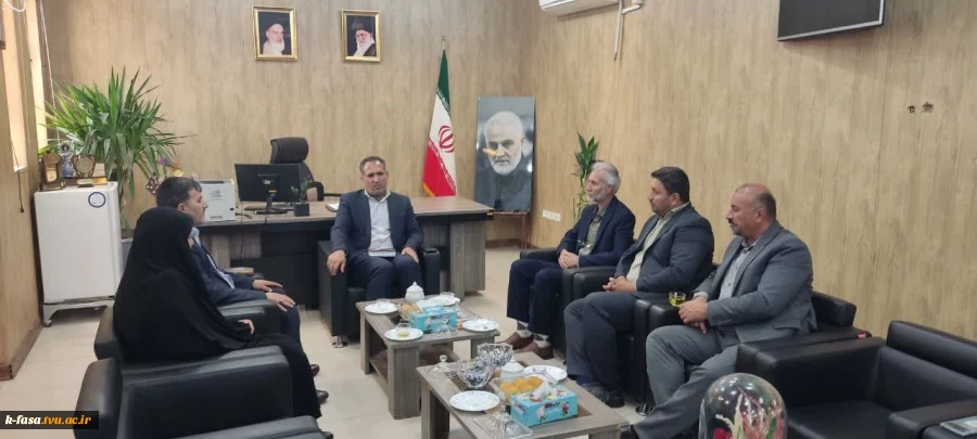 دیدار رئیس وکارکنان واعضای هیت علمی آموزشکده فنی کشاورزی فسا با فرماندار ویژه شهرستان فسا 4